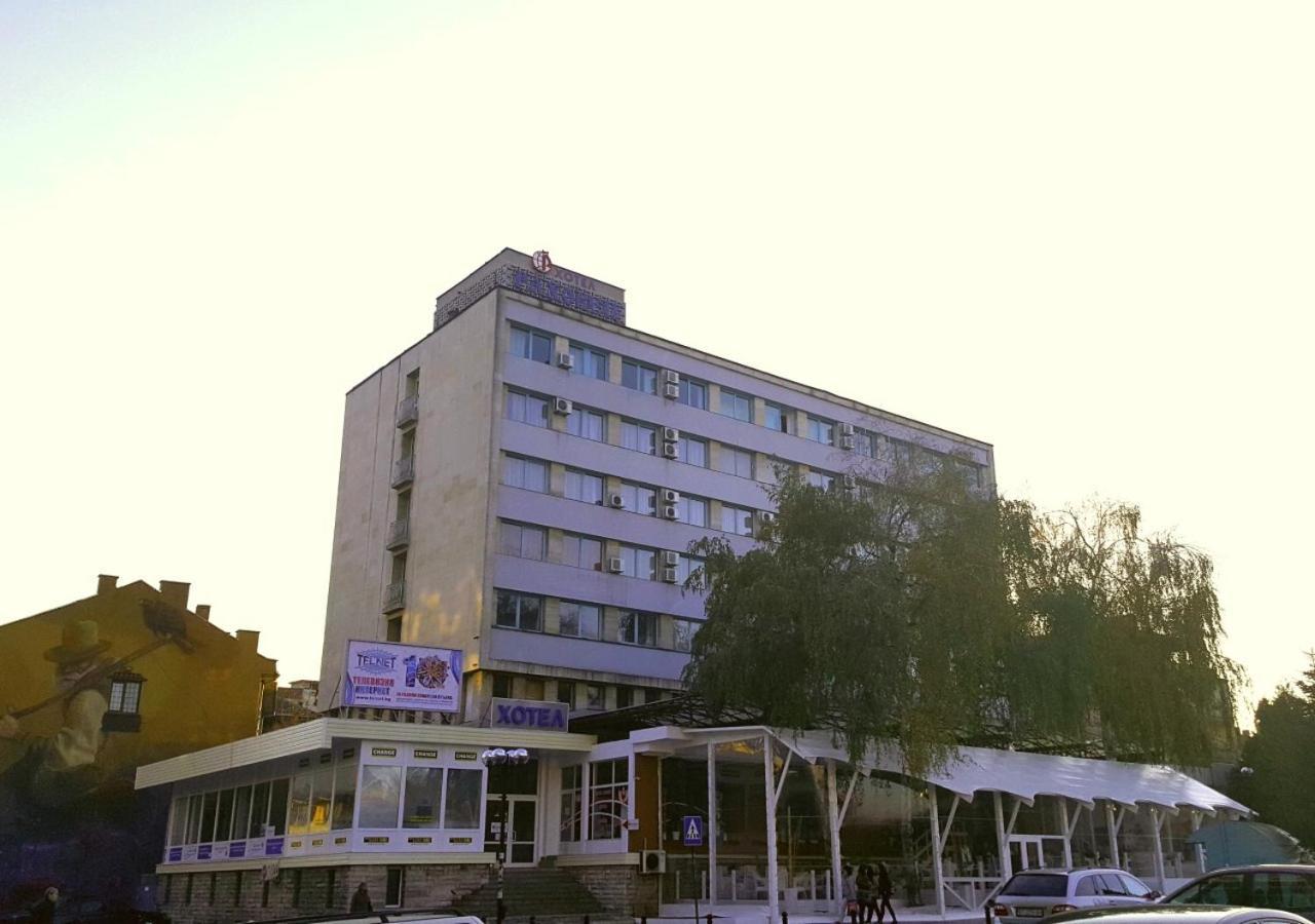 Hotel Rahovets Gorna Oryakhovitsa Exteriör bild
